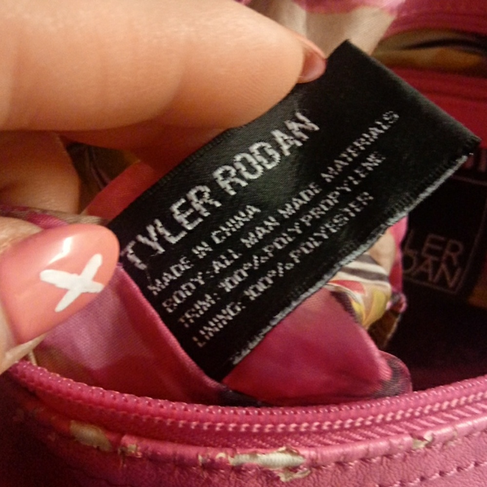 Purse - Picture 2 of 9